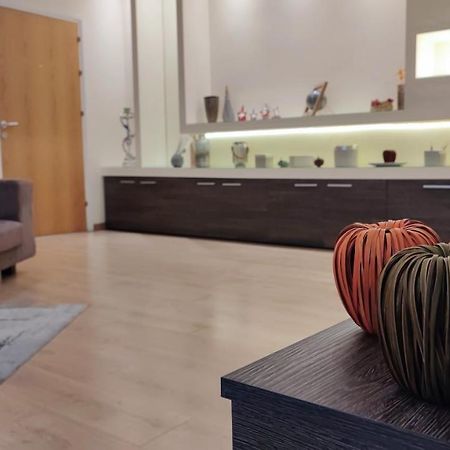 Isabella Modern Flat City Center Nicosia Luaran gambar